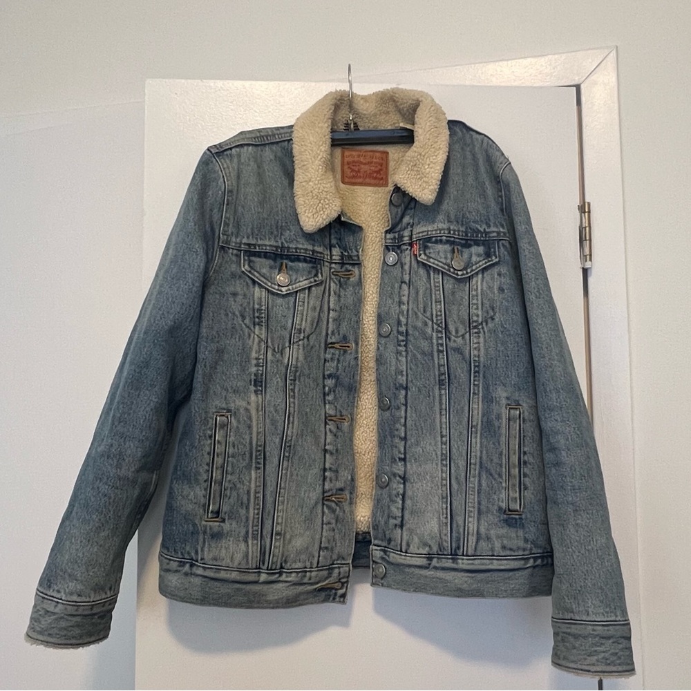 Levi's furlined jean jacket